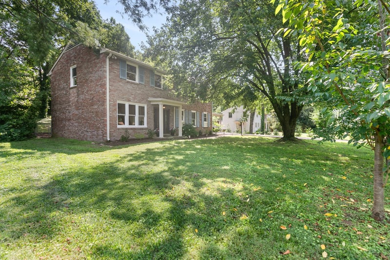 4828 Briarwood Dr, Nashville, TN 37211