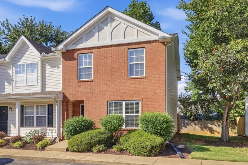342 Arapaho Dr, Murfreesboro, TN 37128