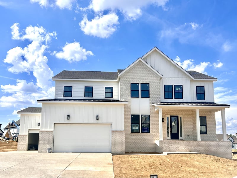 1434 Round Hill Ln, Spring Hill, TN 37174