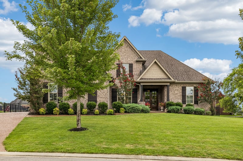 138 Circle Dr, Hendersonville, TN 37075