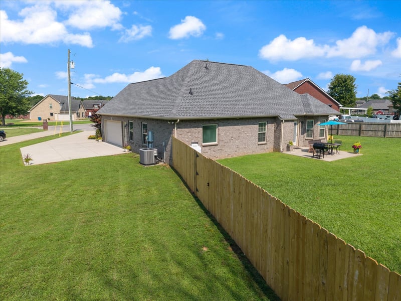 100 Cumulus Ct, Murfreesboro, TN 37127