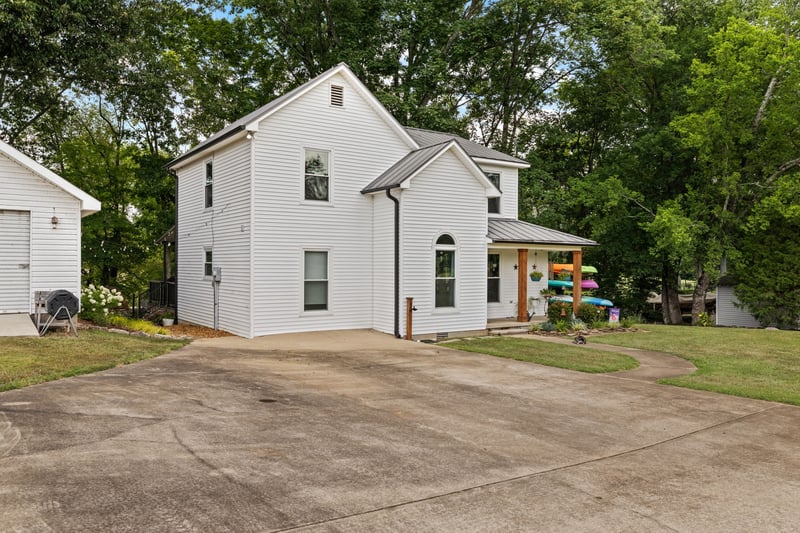385 County Road 416, Killen, AL 35645