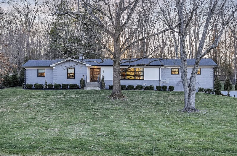 1343 Burton Valley Rd, Nashville, TN 37215