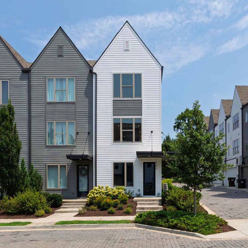 323 East Village Ln, Nashville, TN 37216