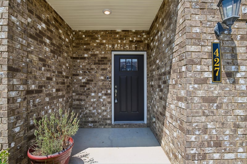427 Palmetto Dr, Columbia, TN 38401