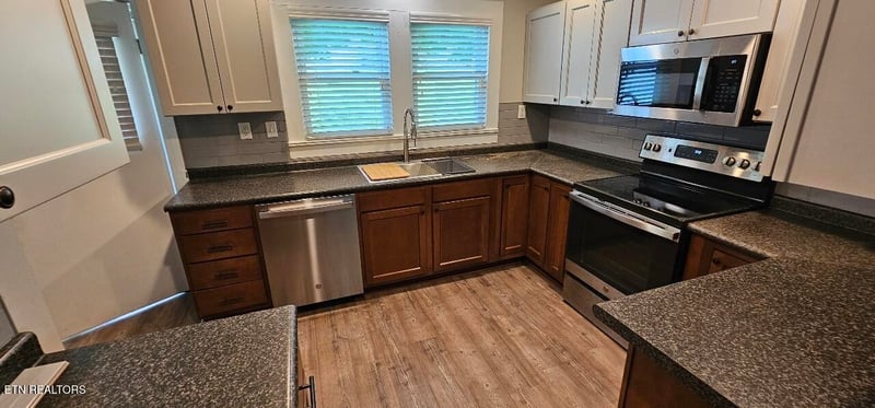 2330 Mitchell Ave, Maryville, TN 37804