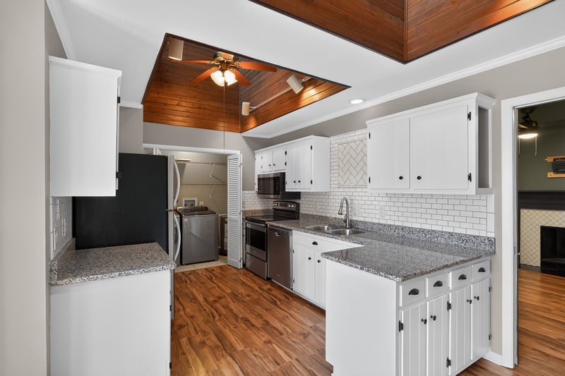 906 Old Fountain Pl, Hermitage, TN 37076