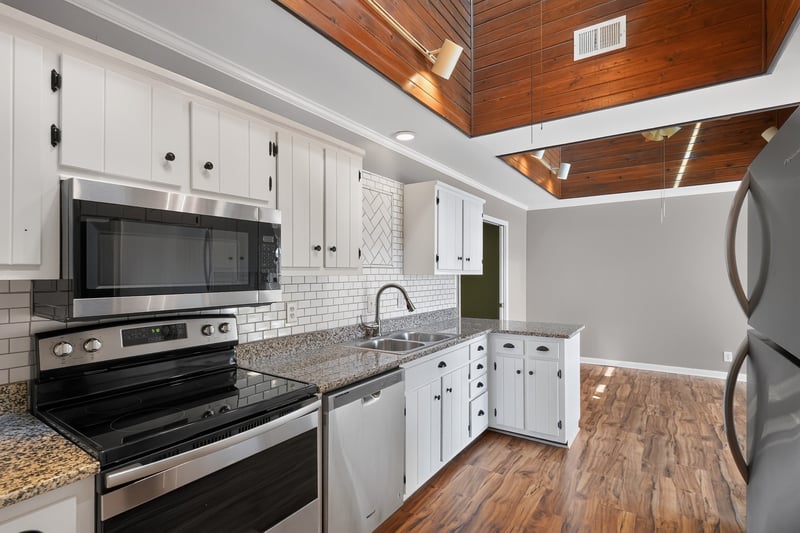 906 Old Fountain Pl, Hermitage, TN 37076