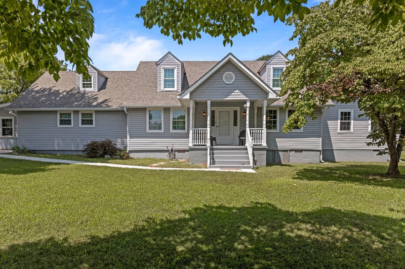 70 Cottage Ln, Chickamauga, GA 30707