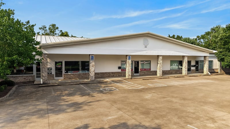246 Rockland Rd, Hendersonville, TN 37075