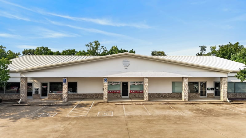 246 Rockland Rd, Hendersonville, TN 37075