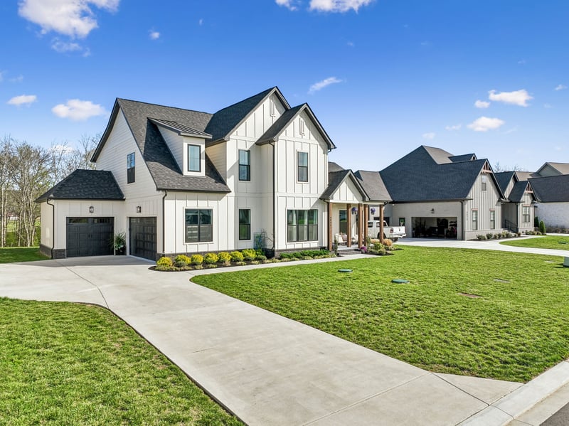 6825 Springwater St, Smyrna, TN 37167