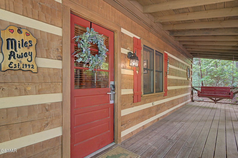 2323 Hidden Mountain Rd, Sevierville, TN 37876