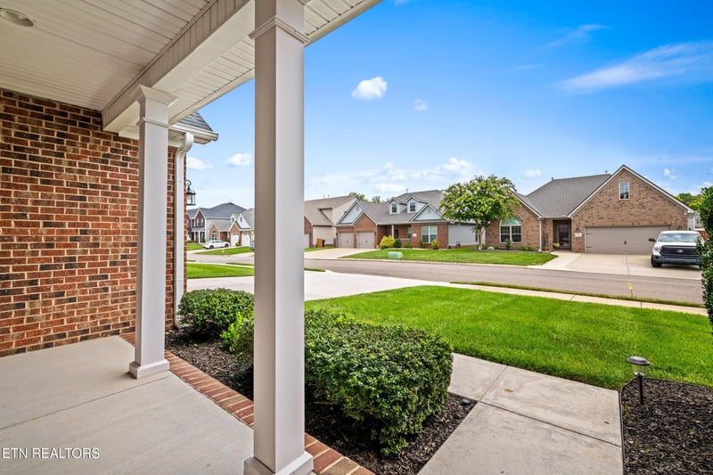 2529 Timber Highlands Ln, Knoxville, TN 37932