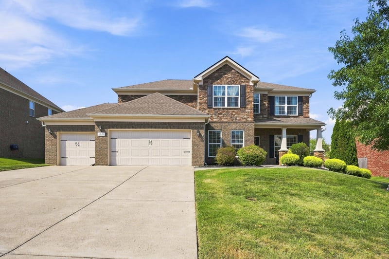 1081 Abberley Cir, Hendersonville, TN 37075