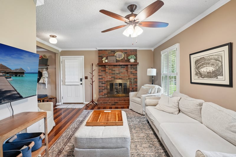 5299 Asbury Rd, Murfreesboro, TN 37129