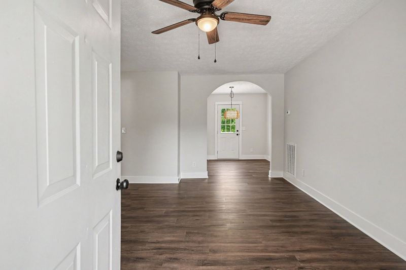 2510 17th Ave E, Springfield, TN 37172
