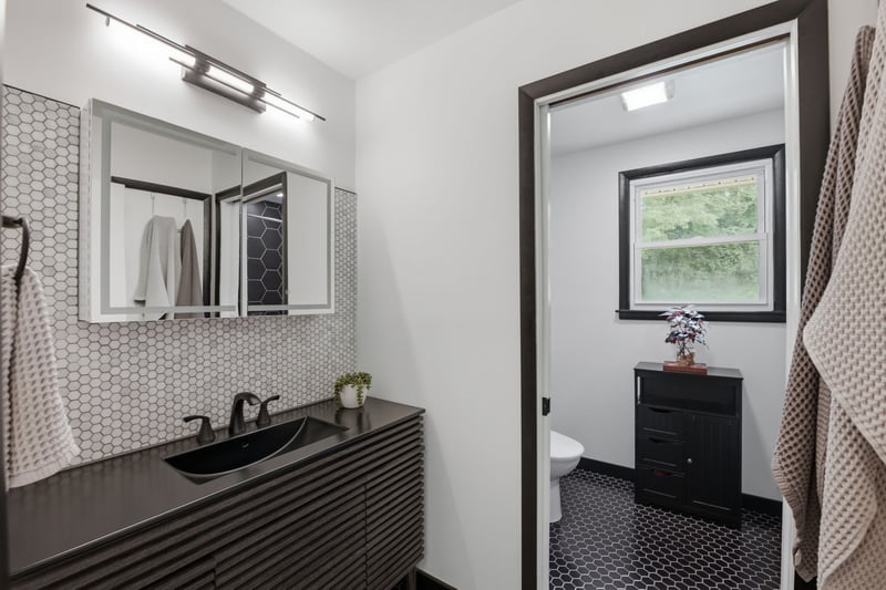 221 Wallace Rd, Nashville, TN 37211