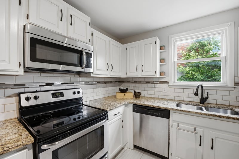 221 Wallace Rd, Nashville, TN 37211