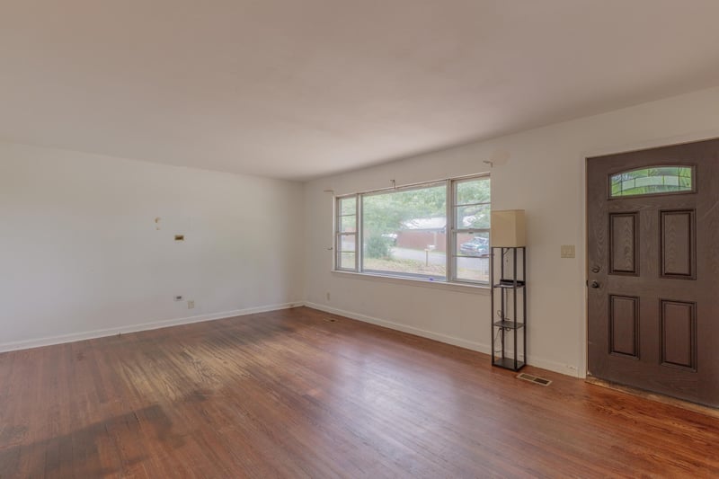 419 Fleetwood Dr, Rossville, GA 30741