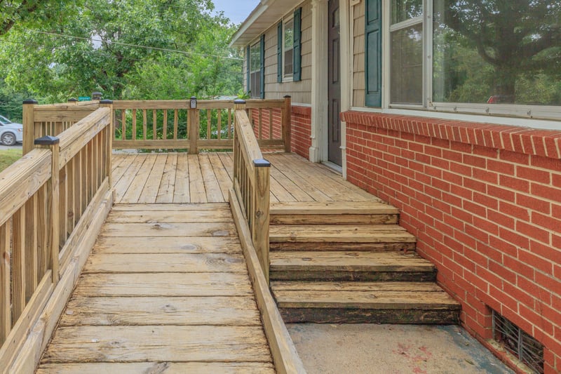 419 Fleetwood Dr, Rossville, GA 30741
