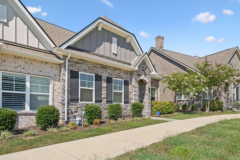 206 Trevor Dr, Mount Juliet, TN 37122