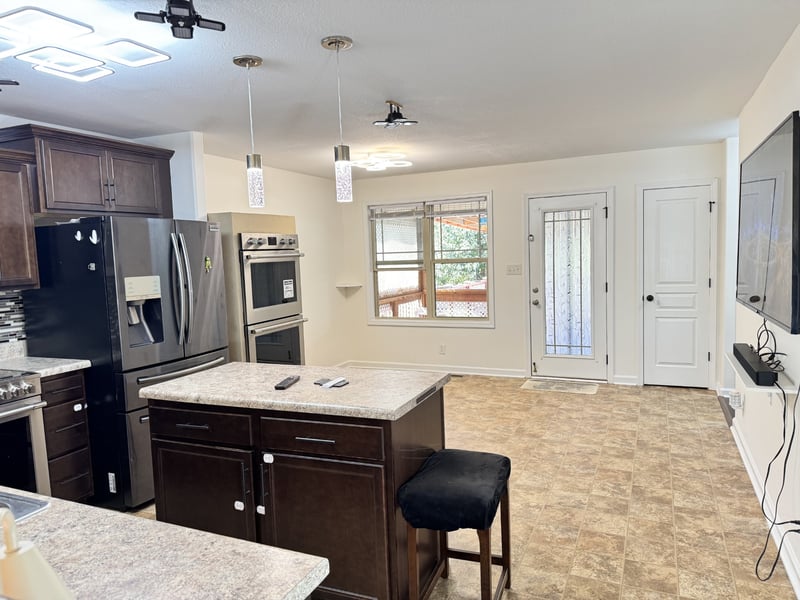 222 Hillview Way, Springfield, TN 37172