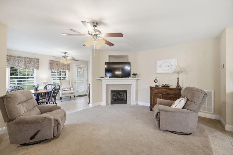2101 Applebrook Dr, Rossville, GA 30741