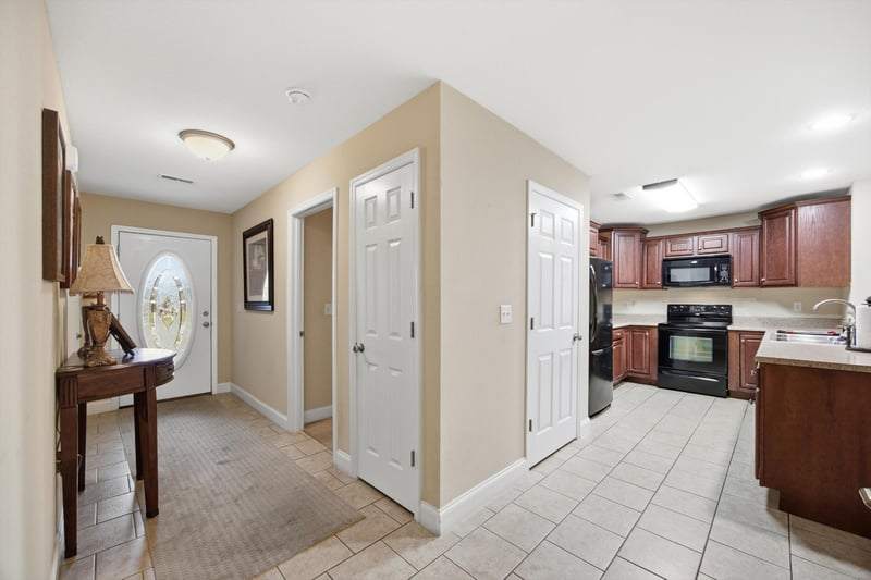 2101 Applebrook Dr, Rossville, GA 30741