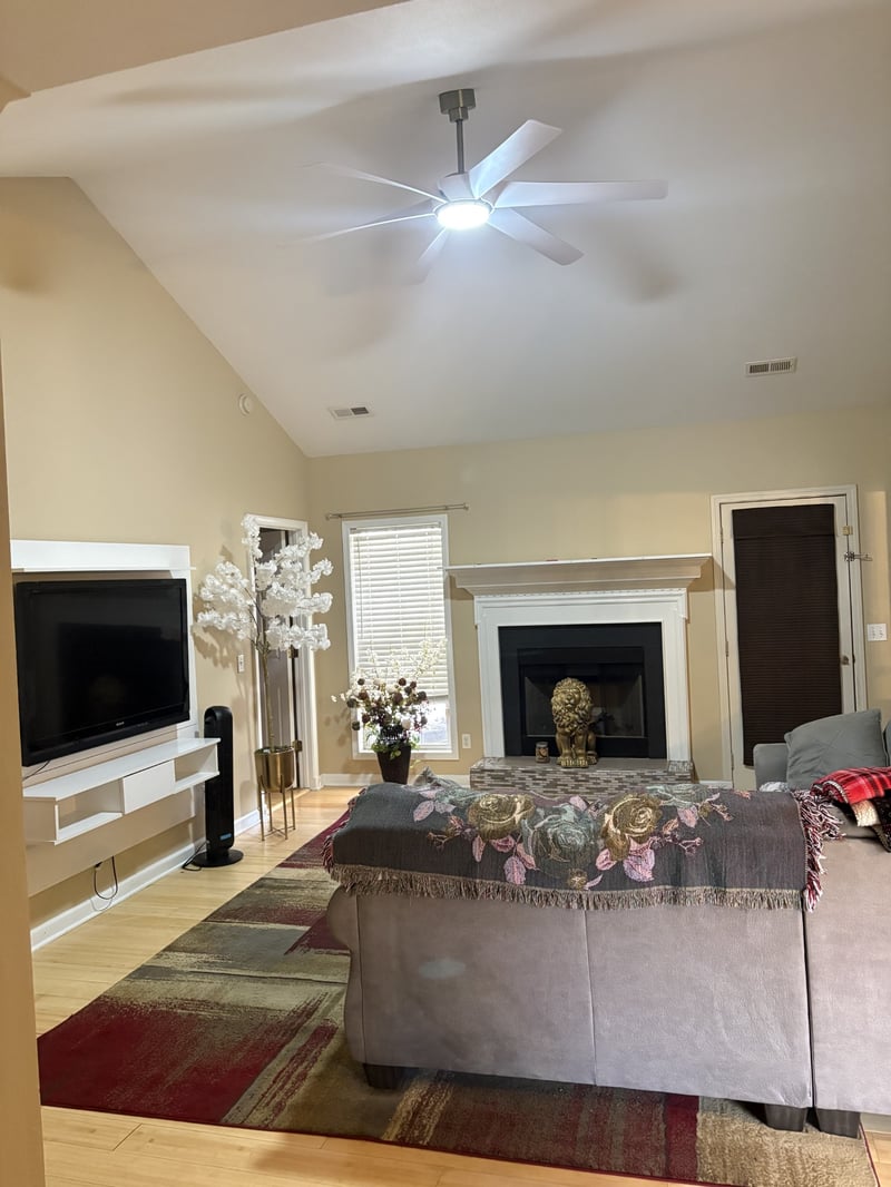 1156 Franklin Dr, Greenbrier, TN 37073