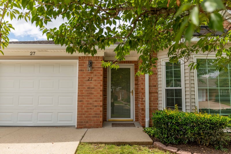 27 Holland Park Ln, Franklin, TN 37069