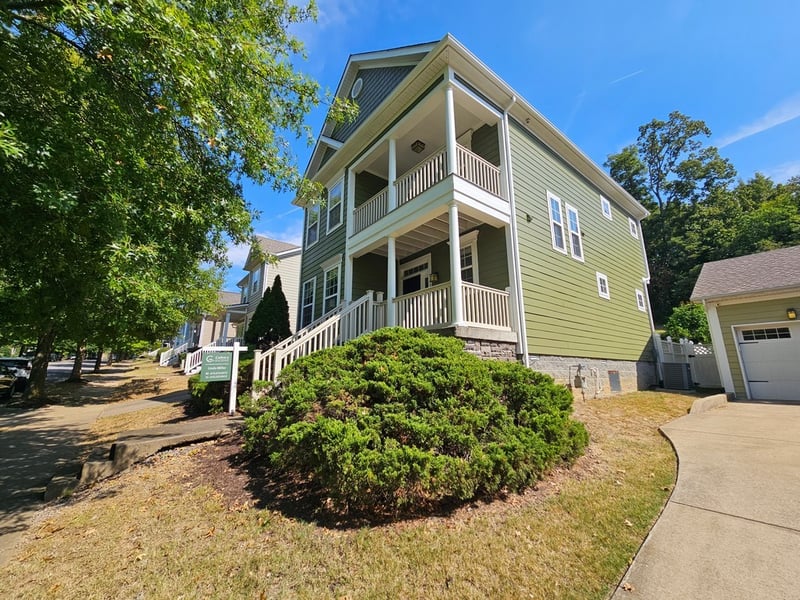 4323 Barnes Cove Dr, Nashville, TN 37211