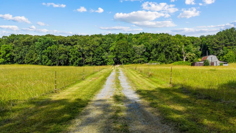 3270 Lake Kathy Rd, Tunnel Hill, GA 30755