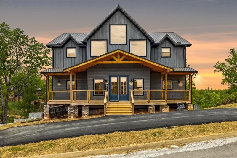 2829 Red Sky Dr, Sevierville, TN 37862