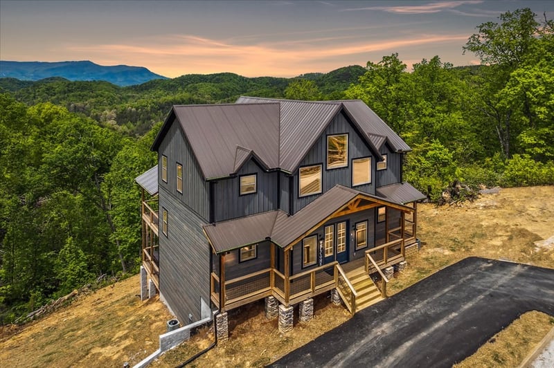 2829 Red Sky Dr, Sevierville, TN 37862