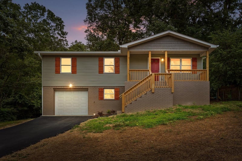 5379 Long Hollow Rd, Rock Spring, GA 30739