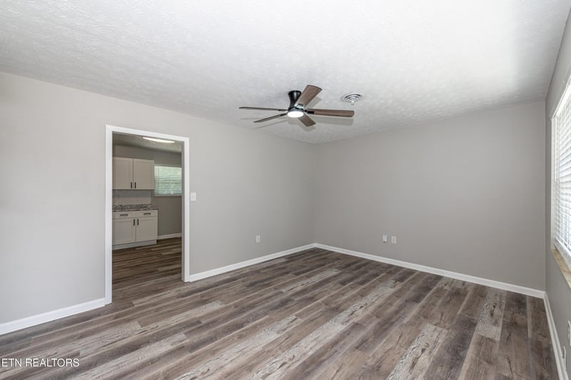677 Grant St, Alcoa, TN 37701