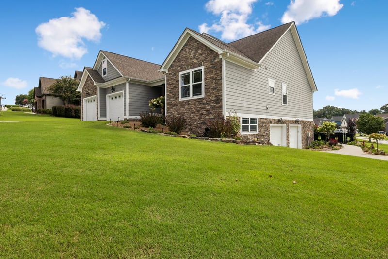 229 Running Oak Dr, Ringgold, GA 30736