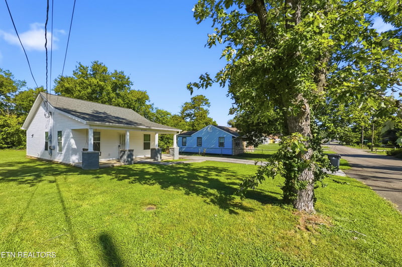 2609 Nw Chillicothe St, Knoxville, TN 37921