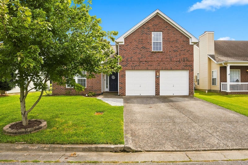1277 Bending Creek Dr, Antioch, TN 37013