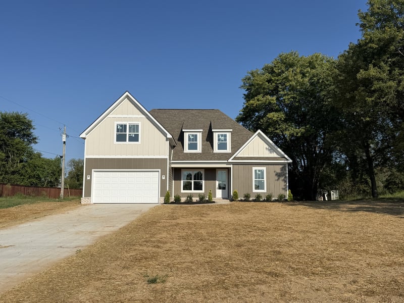 565 Hiwassee Rd, Lebanon, TN 37087