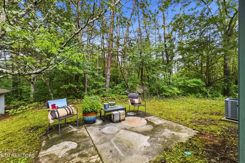 840 Guffy Hollow Rd, Sevierville, TN 37876