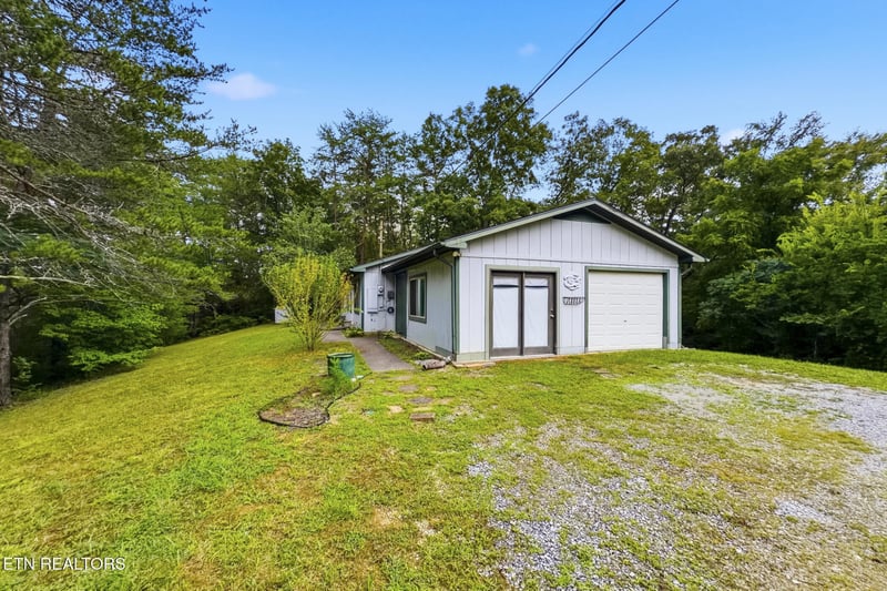 840 Guffy Hollow Rd, Sevierville, TN 37876
