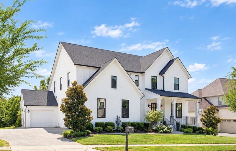 2049 Belsford Dr, Nolensville, TN 37135