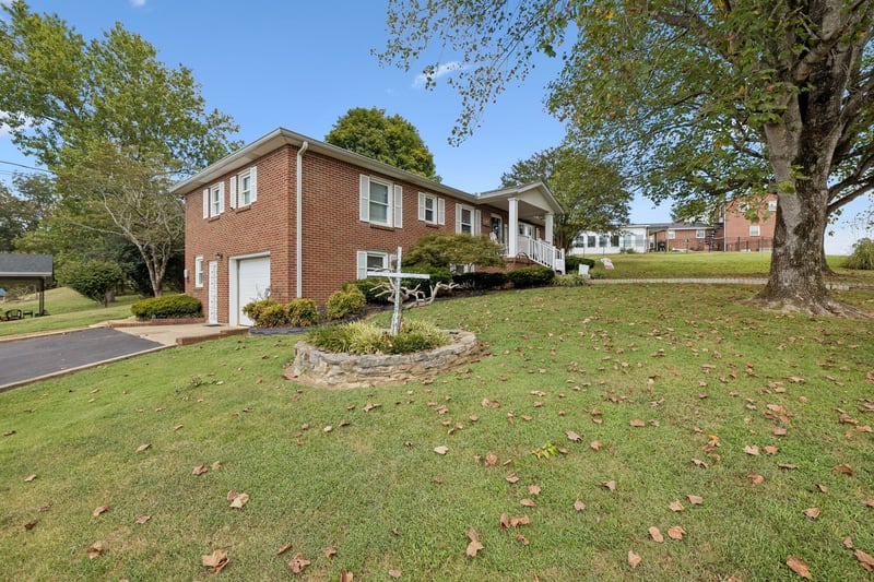 107 Elm St, Carthage, TN 37030