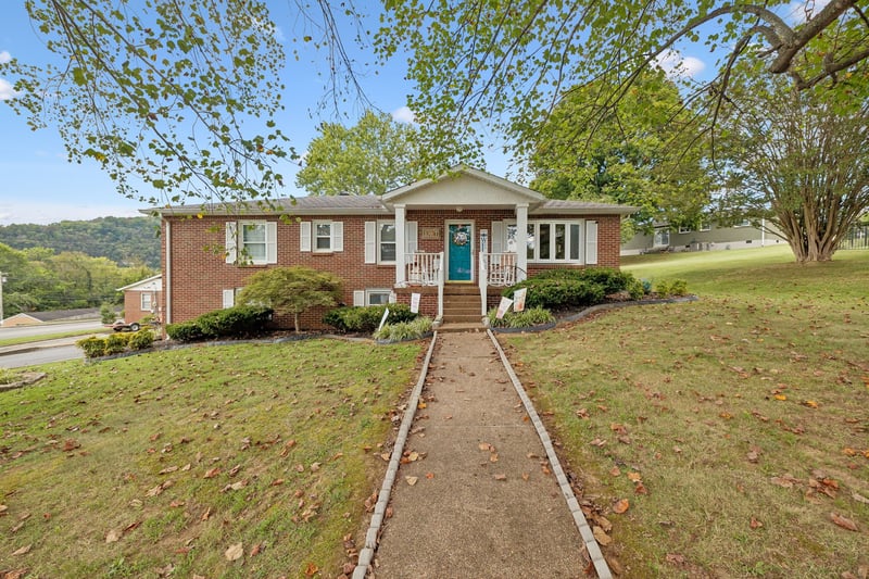 107 Elm St, Carthage, TN 37030
