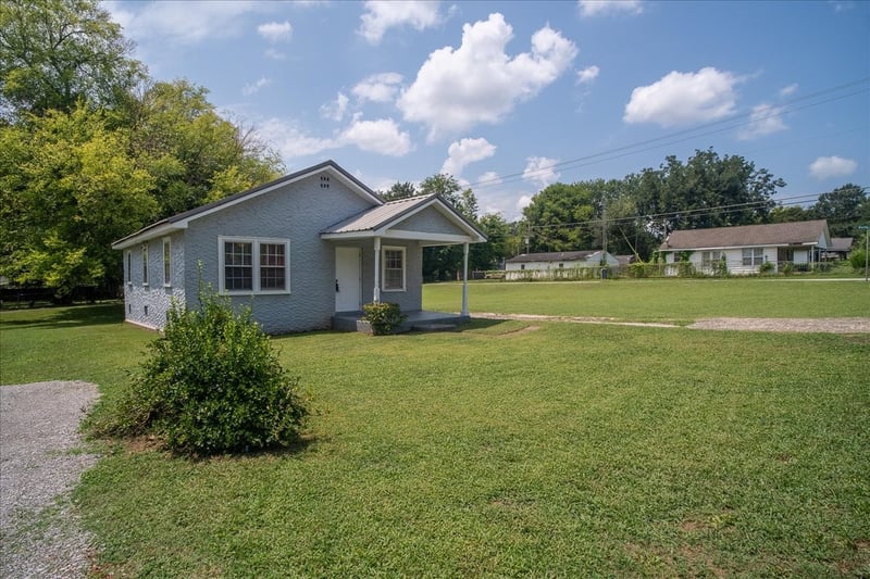 204 S Spurr St, Florence, AL 35630