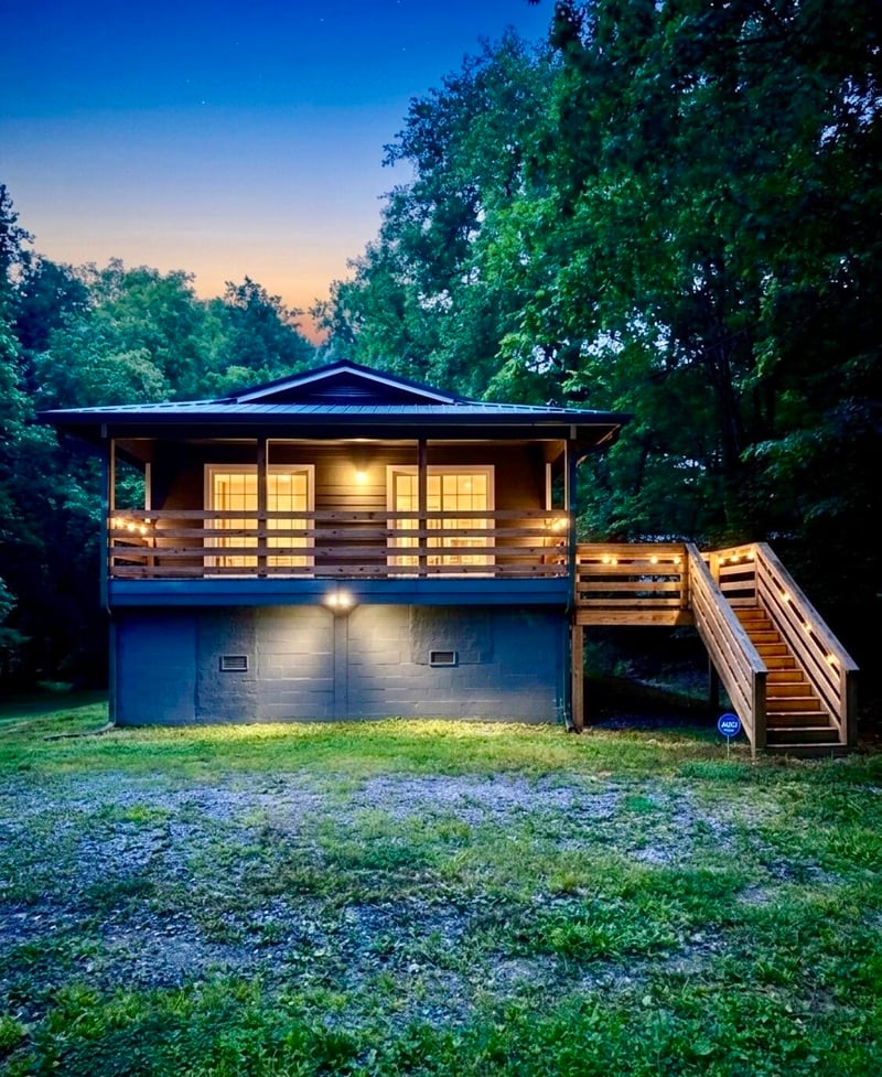 615 N Chattanooga St, La Fayette, GA 30728