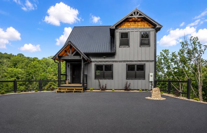 3414 Sugar Maple Loop Rd, Sevierville, TN 37862