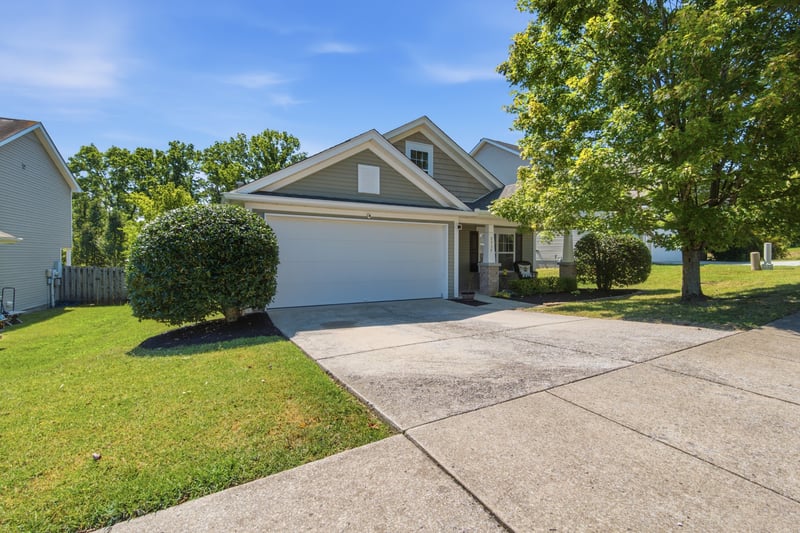 3537 Harpeth Springs Dr, Nashville, TN 37221
